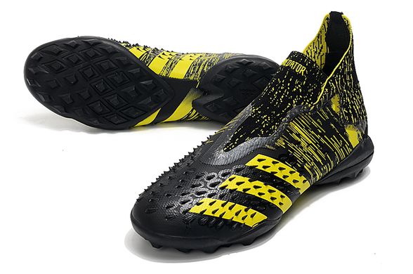 Детские сороконожки Adidas Predator FREAK + TF, 36, TF многошиповки, Искусственные и естественные жесткие покрытия