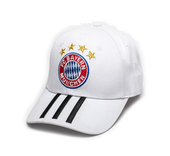 Футбольная кепка Баварии (белая)